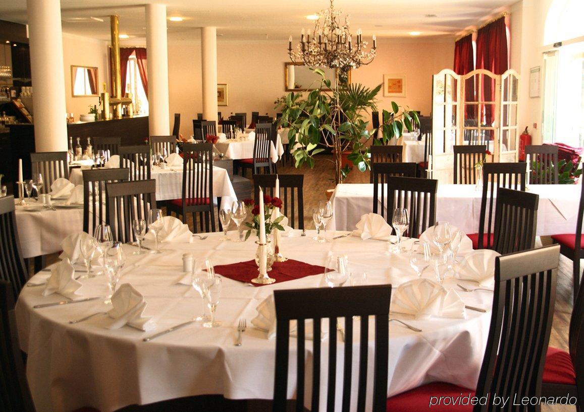 Kulturhotel Fürst Pückler Park Bad Muskau Restaurant foto
